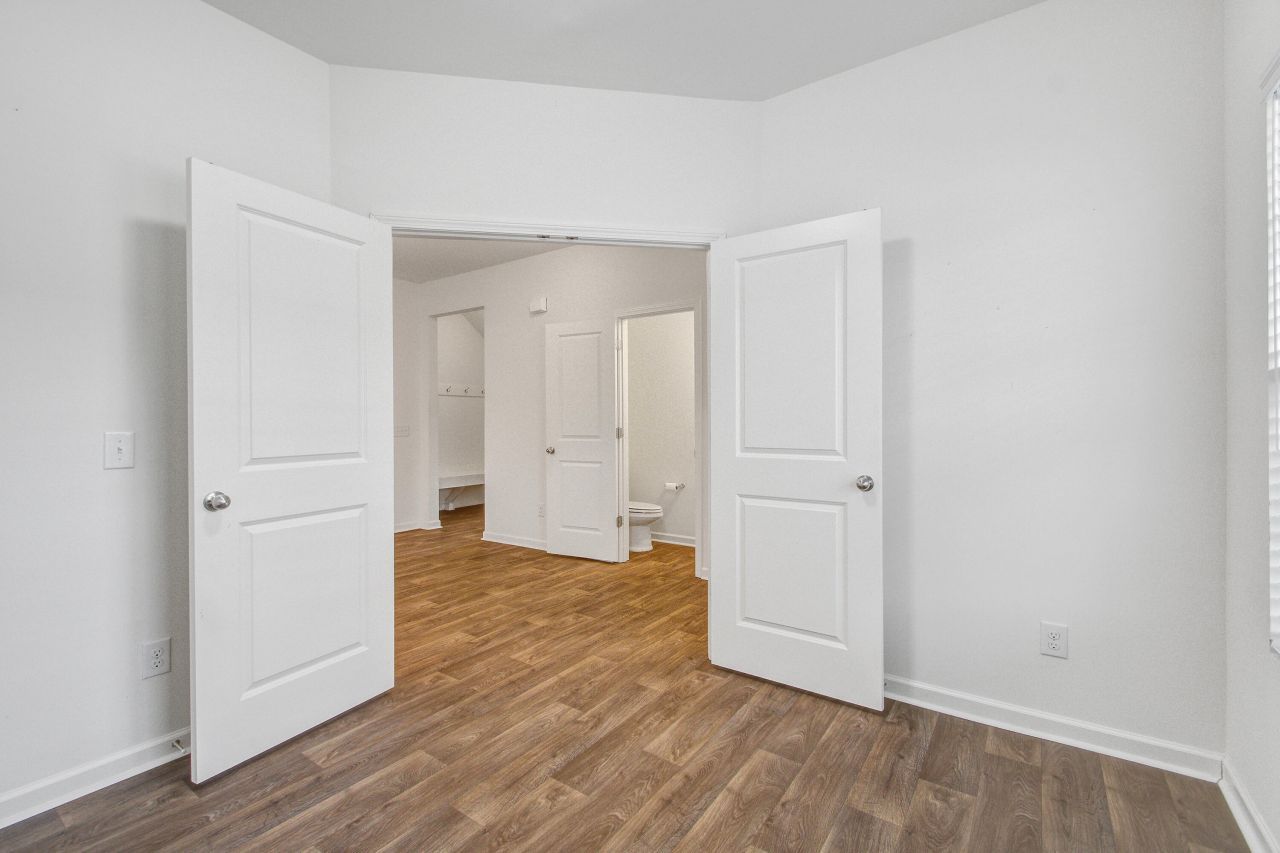 411 Fox Sparrow Court Photo 8