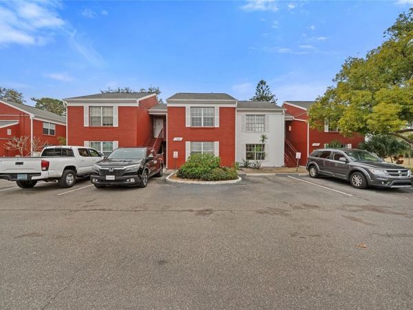 1290 83RD AVENUE N, Unit B, ST PETERSBURG, FL 33702