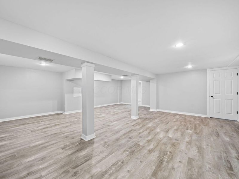 1281 Maetzel Drive, Columbus, OH 43227 Photo 31