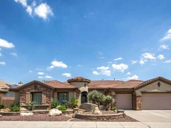 41607 N CLUB POINTE Drive, Phoenix, AZ 85086