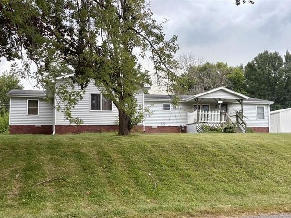 202 N Main Street, oregon, MO 64473