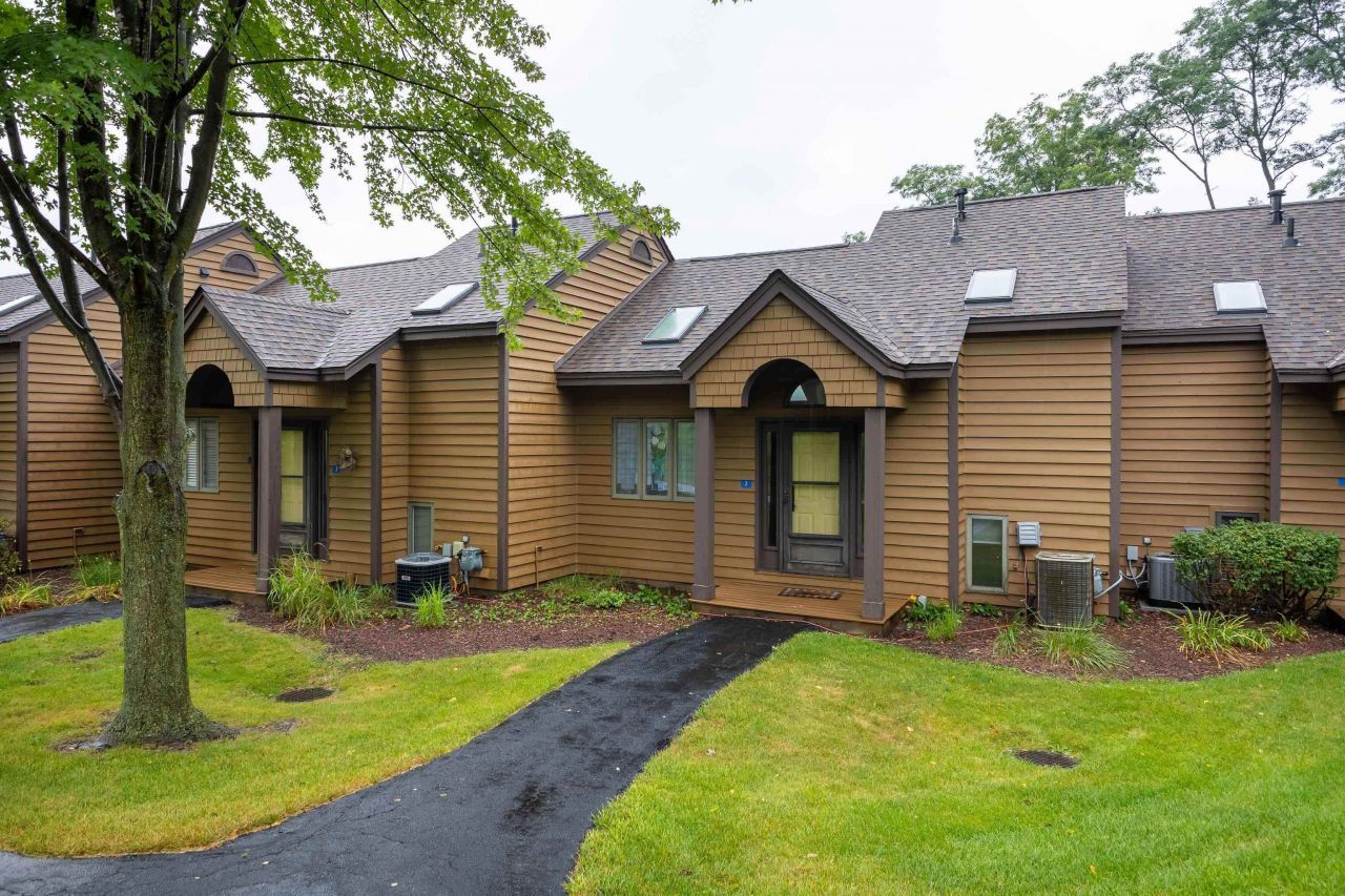 2 Creekwood Lane, Galena, IL 61036 Main Photo