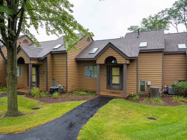 2 Creekwood Lane, Galena, IL 61036