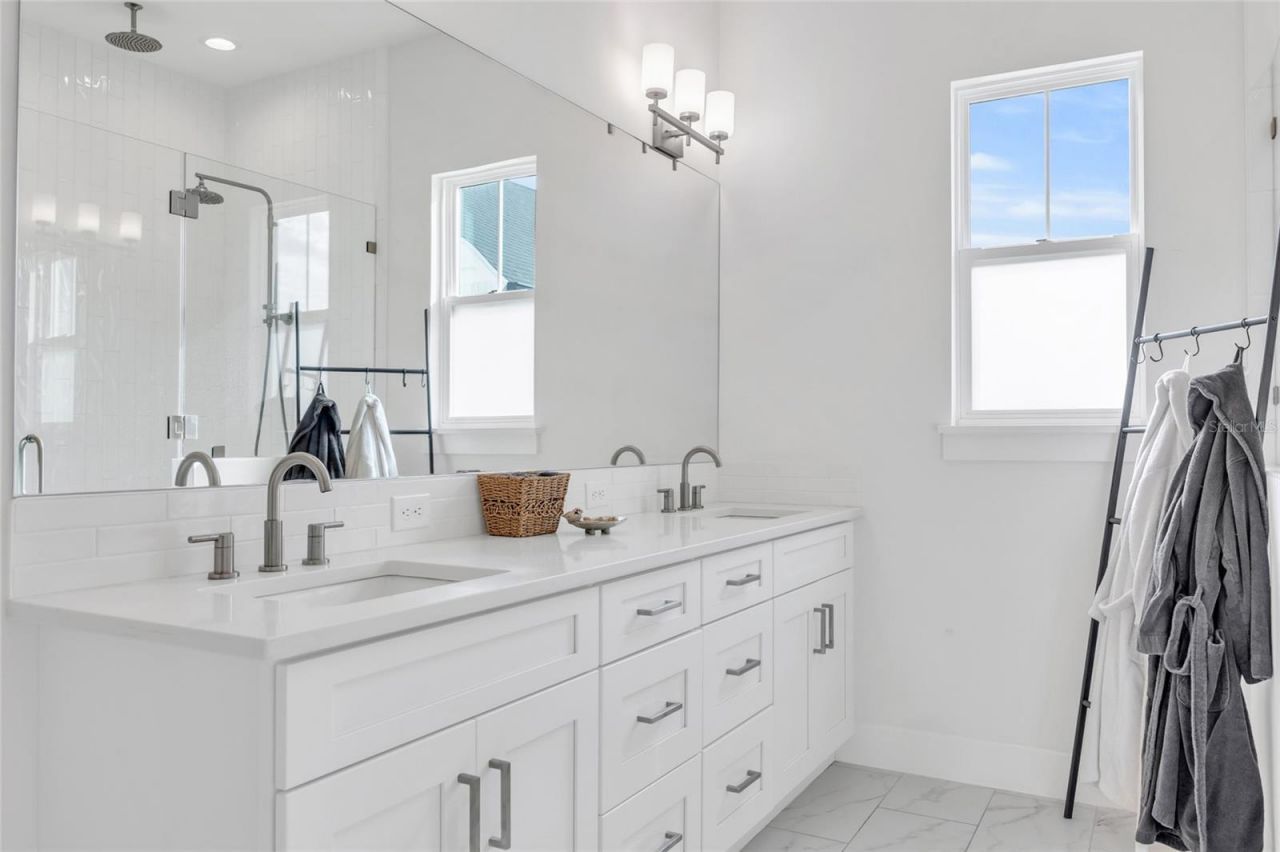 906 Allendale Lane, Oakland, FL 34787 Photo