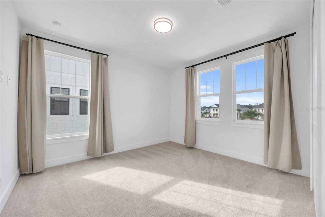 906 Allendale Lane, Oakland, FL 34787 Photo