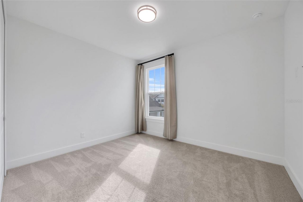 906 Allendale Lane, Oakland, FL 34787 Photo