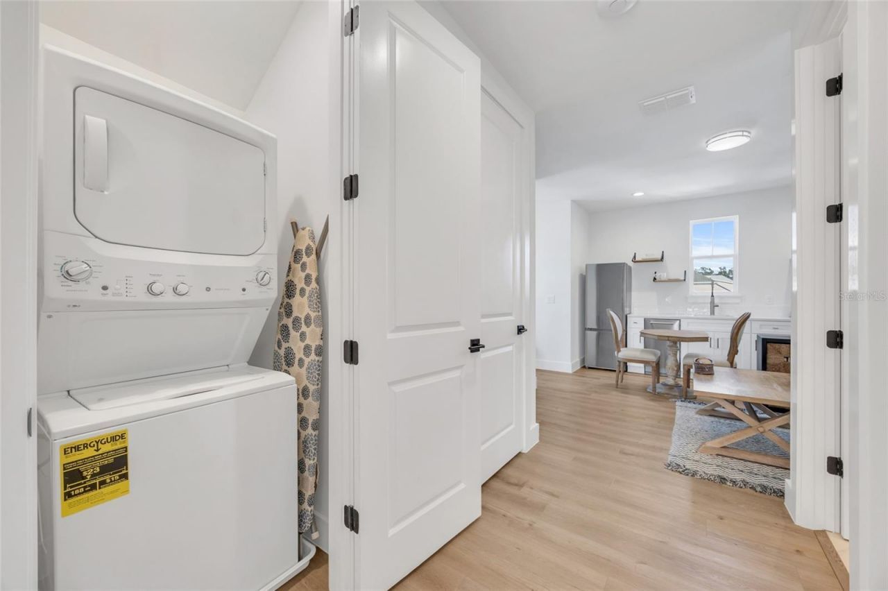 906 Allendale Lane, Oakland, FL 34787 Photo