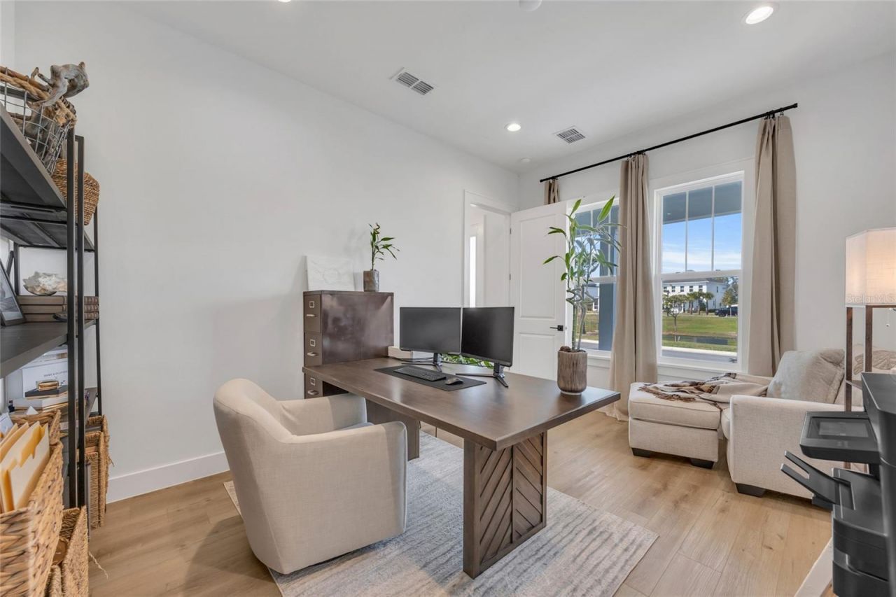 906 Allendale Lane, Oakland, FL 34787 Photo