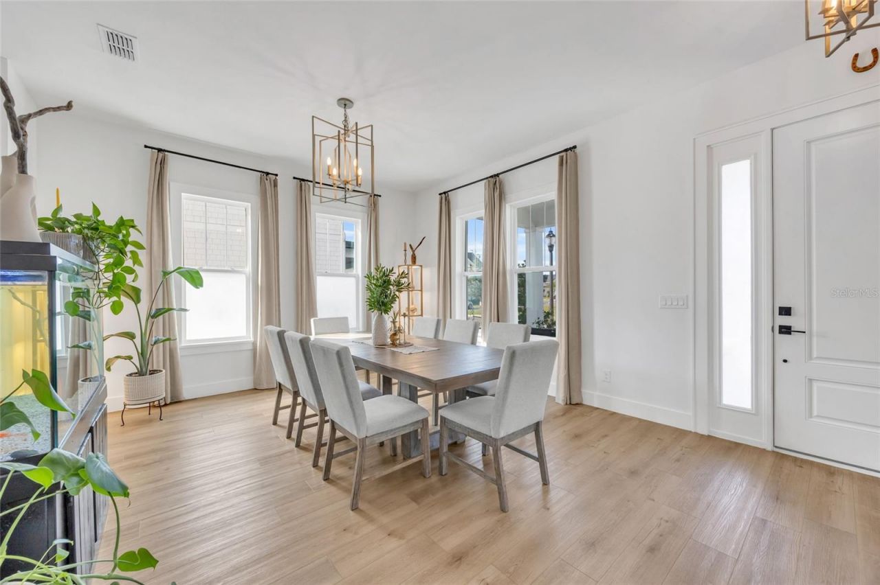 906 Allendale Lane, Oakland, FL 34787 Photo