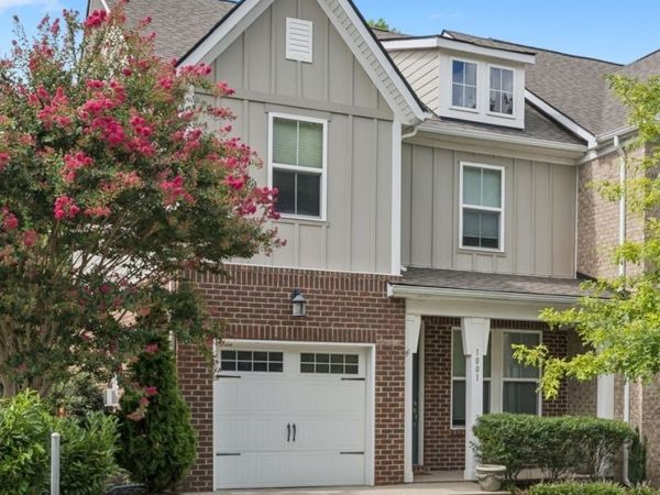 1001 Livingstone Ln, Mount Juliet, TN 37122