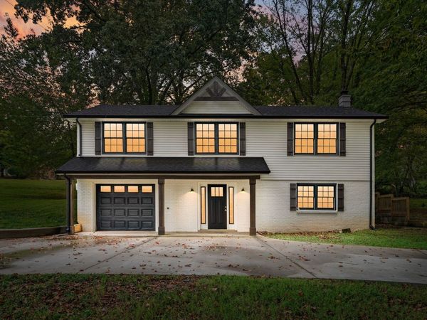 556 Briarwood Ct, Clarksville, TN 37040