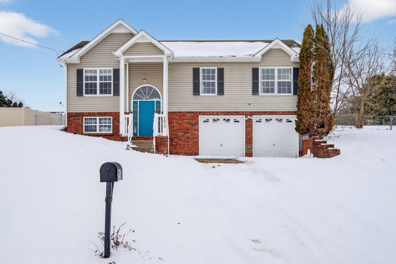 2670 Blue Willow Ct, Clarksville, TN 37042 Main Photo