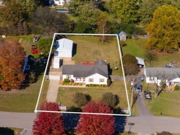 110 Inglewood Ct, Murfreesboro, TN 37127