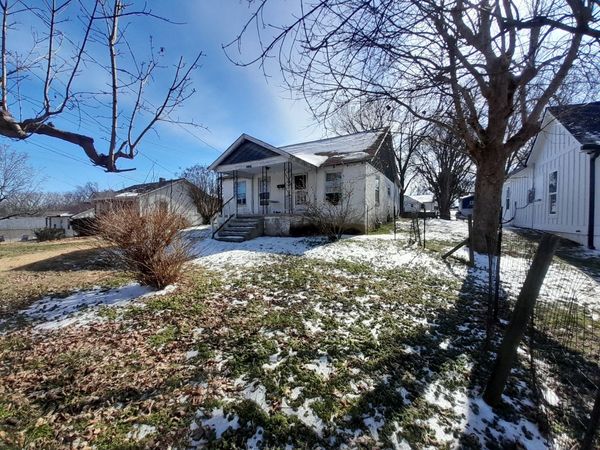 218 E 16th St , Columbia, TN 38401