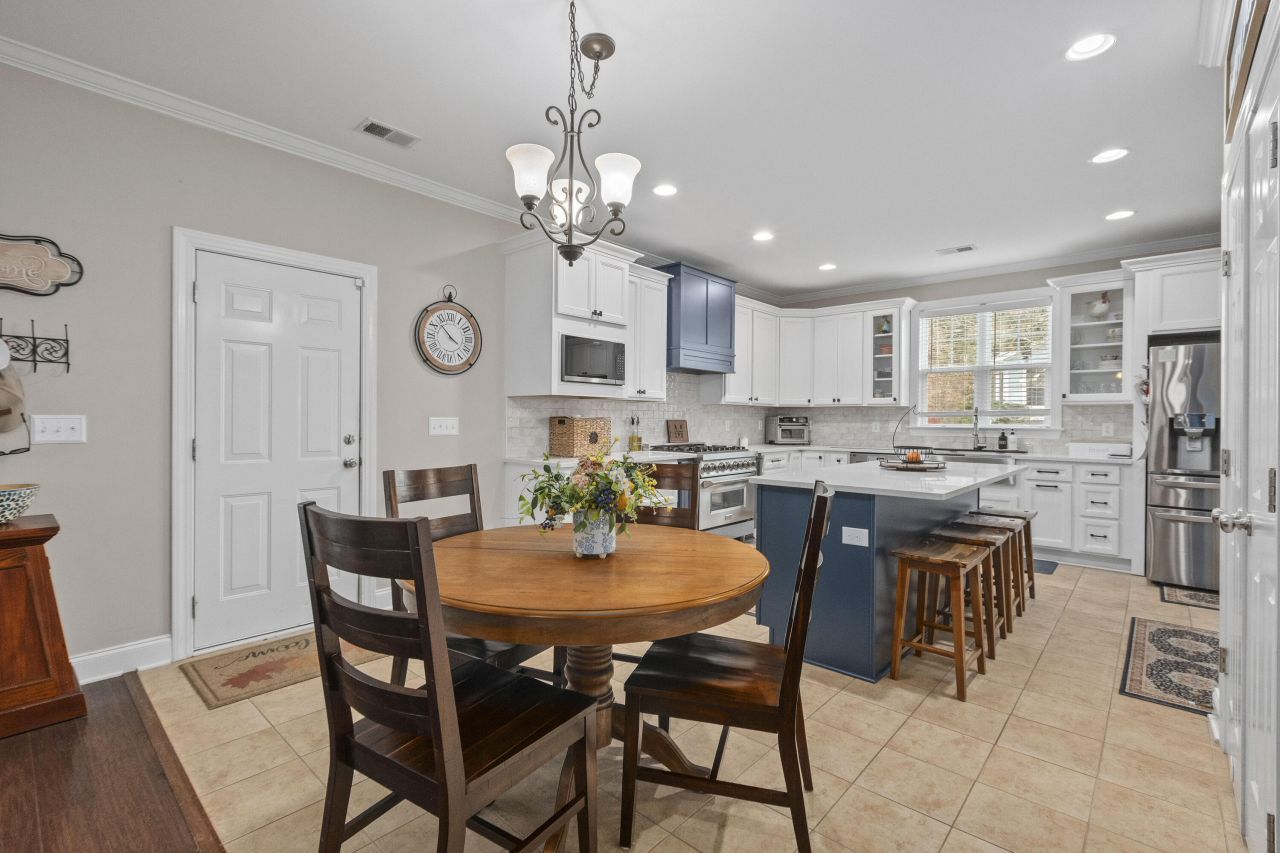 195 Bateaux Drive Photo 14