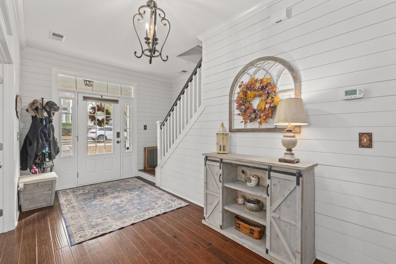 195 Bateaux Drive Photo 4