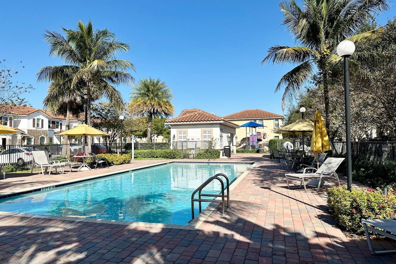 5045 Ellery Ter, West Palm Beach, FL 33417 Photo