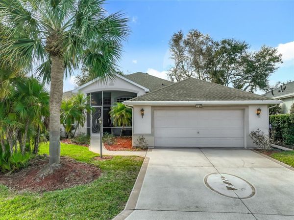 5685 GULF STREAM STREET, TAVARES, FL 32778
