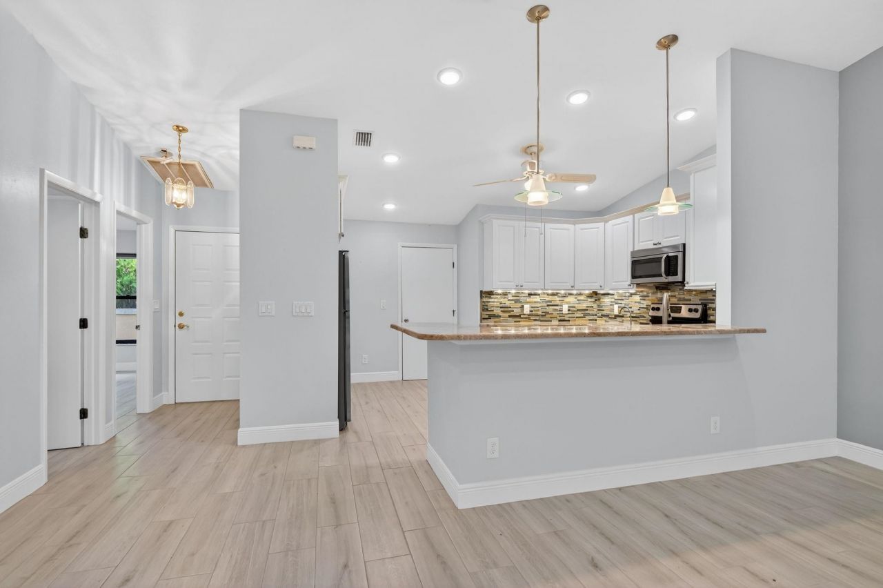 5365 Governors Dr, Fort Myers, FL 33907 Photo
