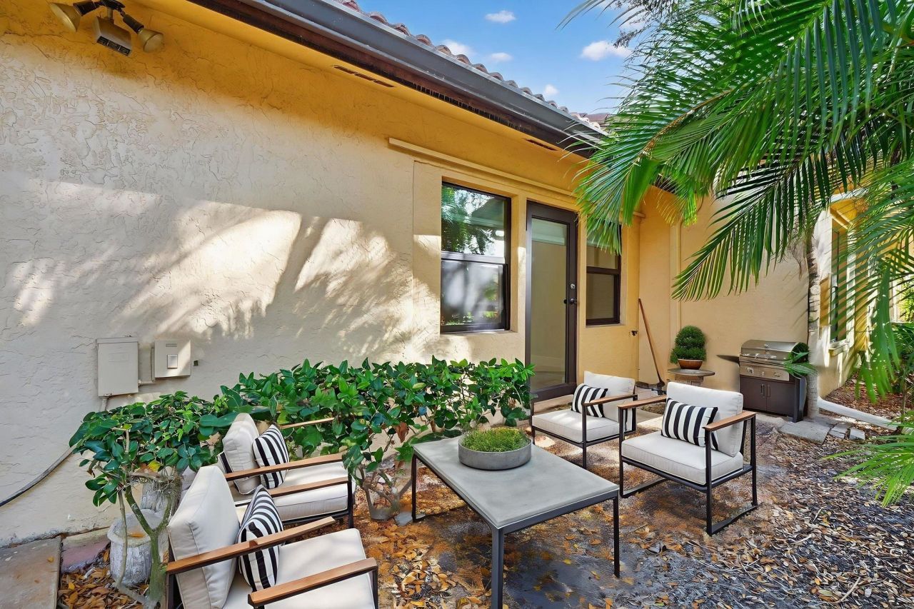 5365 Governors Dr, Fort Myers, FL 33907 Photo