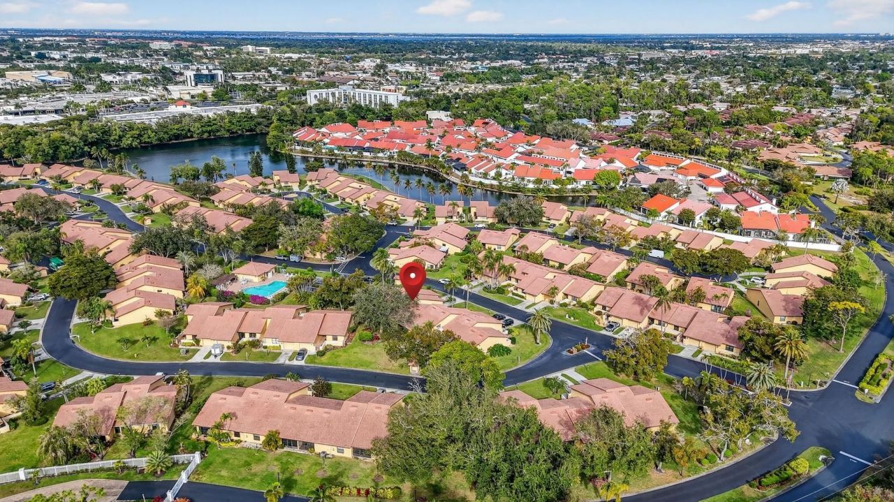 5365 Governors Dr, Fort Myers, FL 33907 Photo