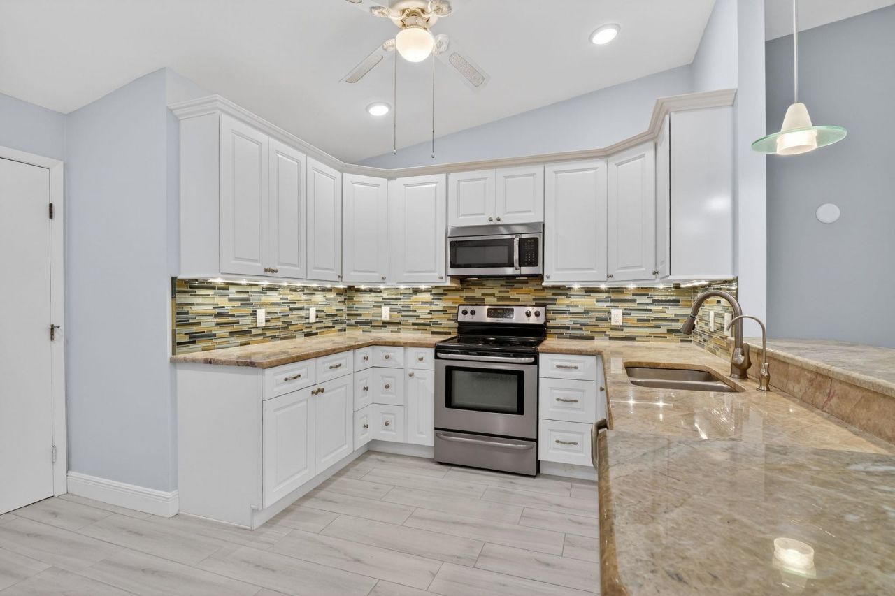 5365 Governors Dr, Fort Myers, FL 33907 Photo