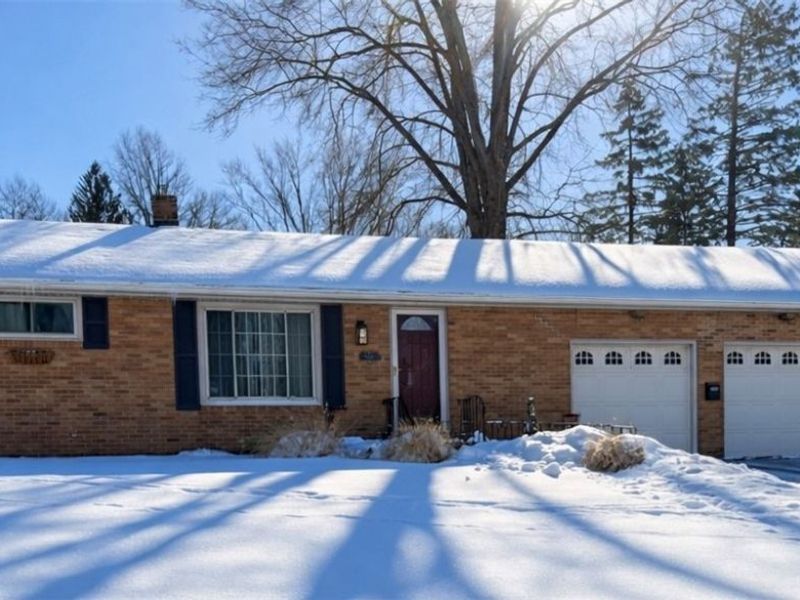 740 41st Street NW, Canton, OH 44709 Photo 1