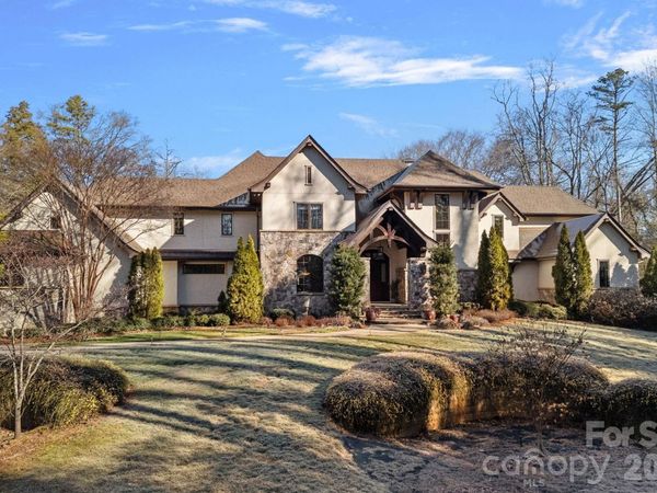4901 Carmel Park Drive, Charlotte, NC 28226