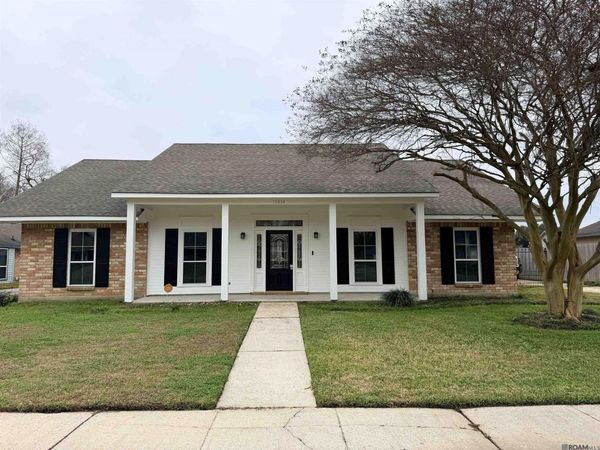 15814 Woodwick Ave, Baton Rouge, LA 70816