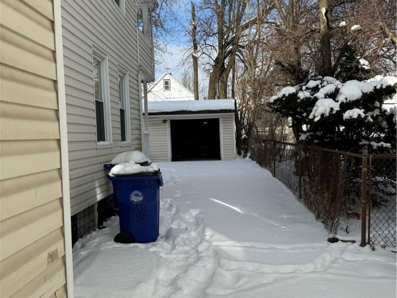 6905 Worley Avenue, Cleveland, OH 44105 Photo 5