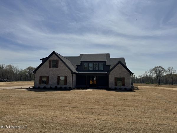 1593 Tributary Drive, Hernando, MS 38632