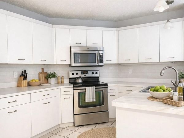 10461 NW 12th Court, Plantation, FL 33322