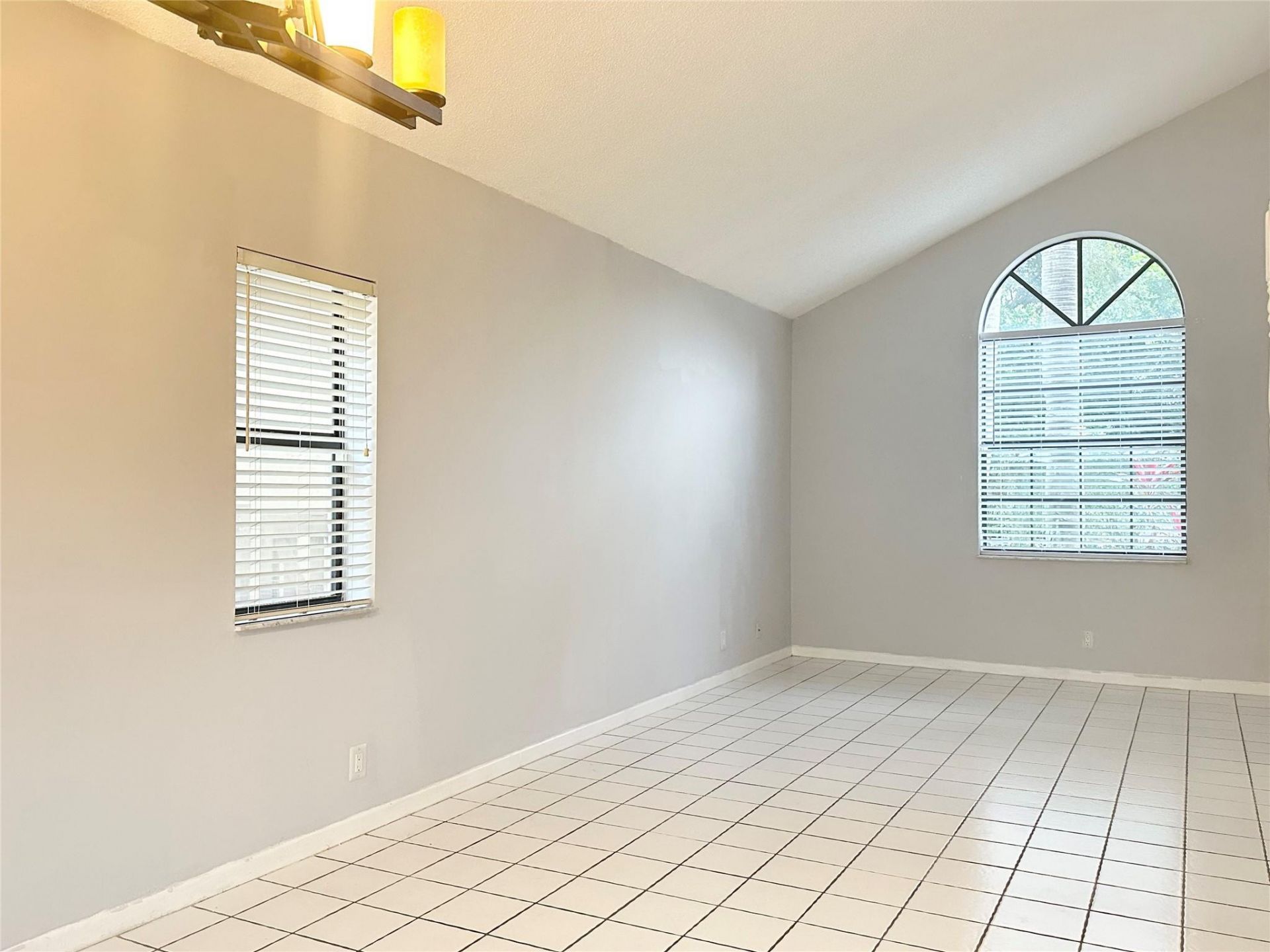 10461 NW 12th Court, Plantation, FL 33322 Photo