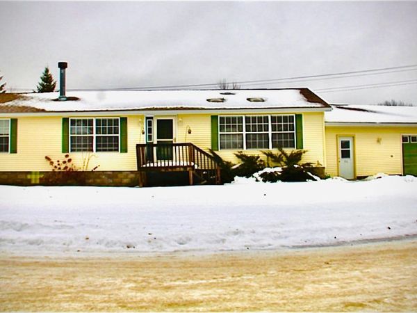 106 Deerwood Drive, Gilbert, MN 55741