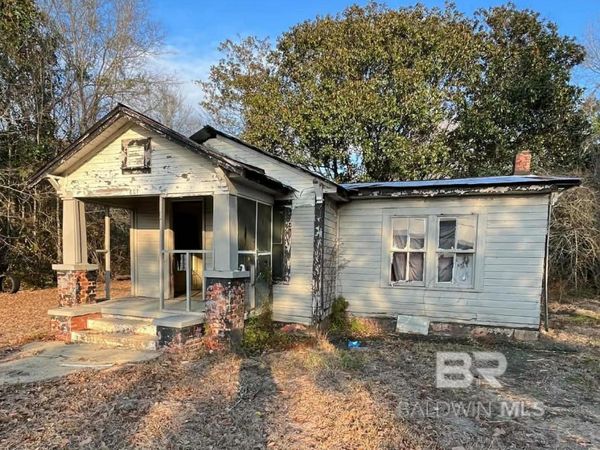 807 Daphne Road, Bay Minette, AL 36507