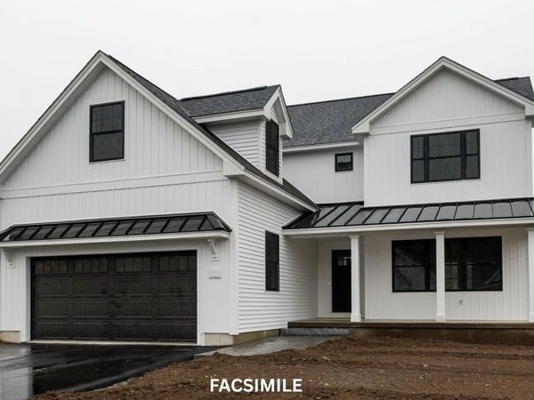 12 Robin Way, Unit 5, Chester, NH 03036