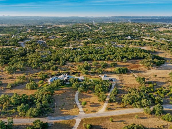 1043 Twin River, Canyon Lake, TX 78133