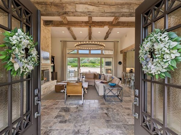 1043 Twin River, Canyon Lake, TX 78133