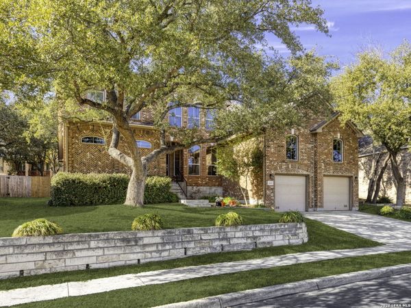 16107 La Madera Rio, Helotes, TX 78023
