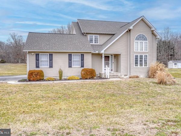 9 CANARY COURT, DOVER, DE 19904