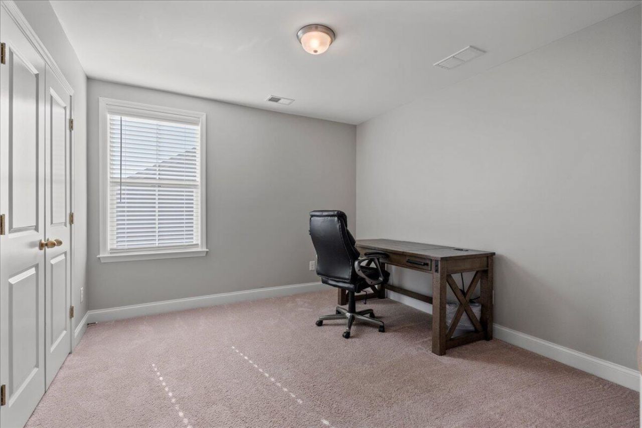 612 Ravensridge Lane Photo 22