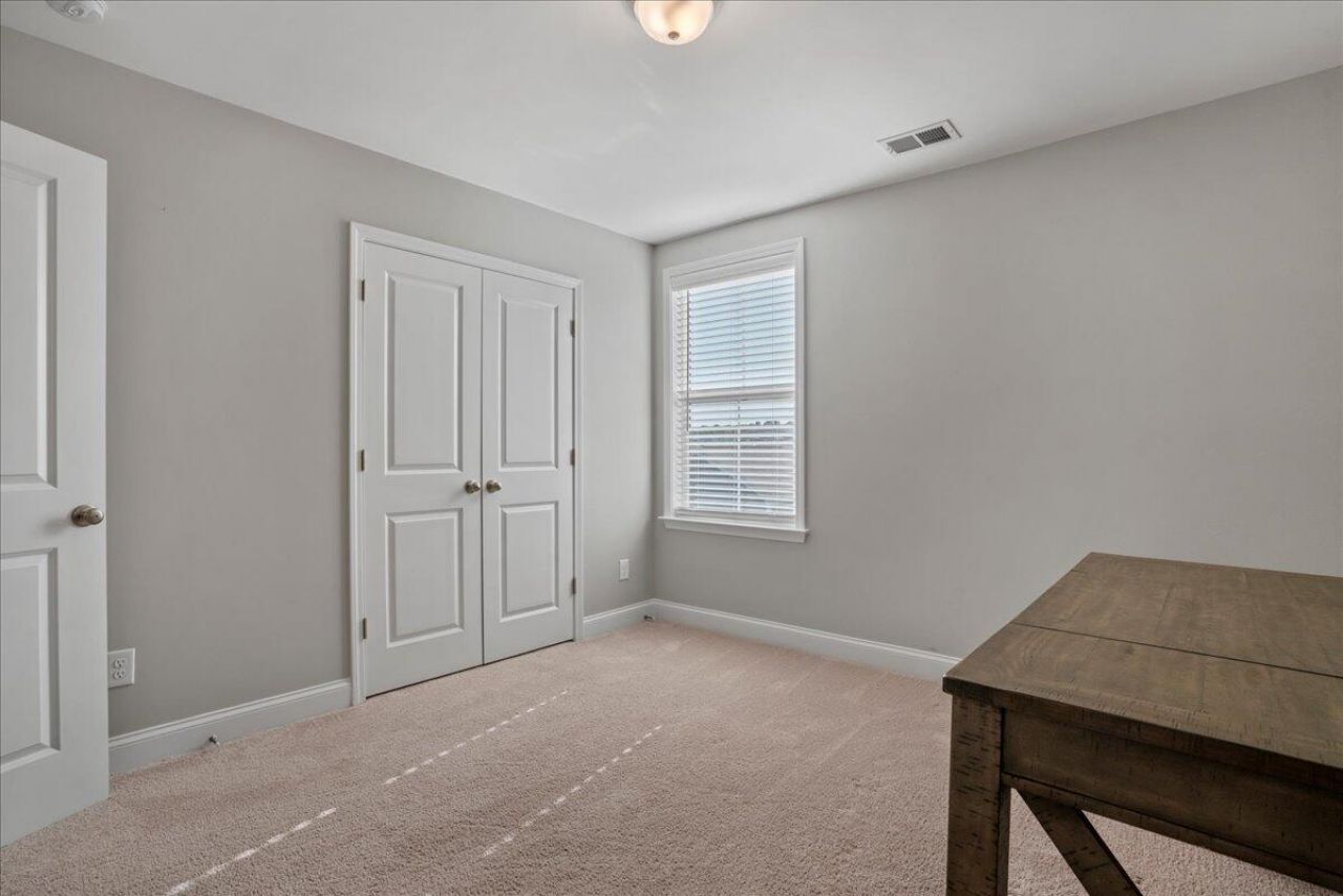 612 Ravensridge Lane Photo 23