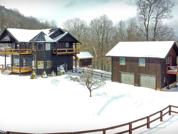 684 Headwaters Rd, Slatyfork, WV 26291