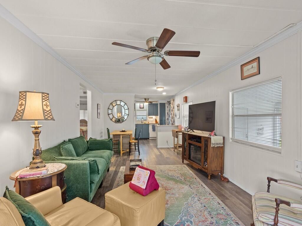 258 NE Cameo Way, Jensen Beach, FL 34957 Photo