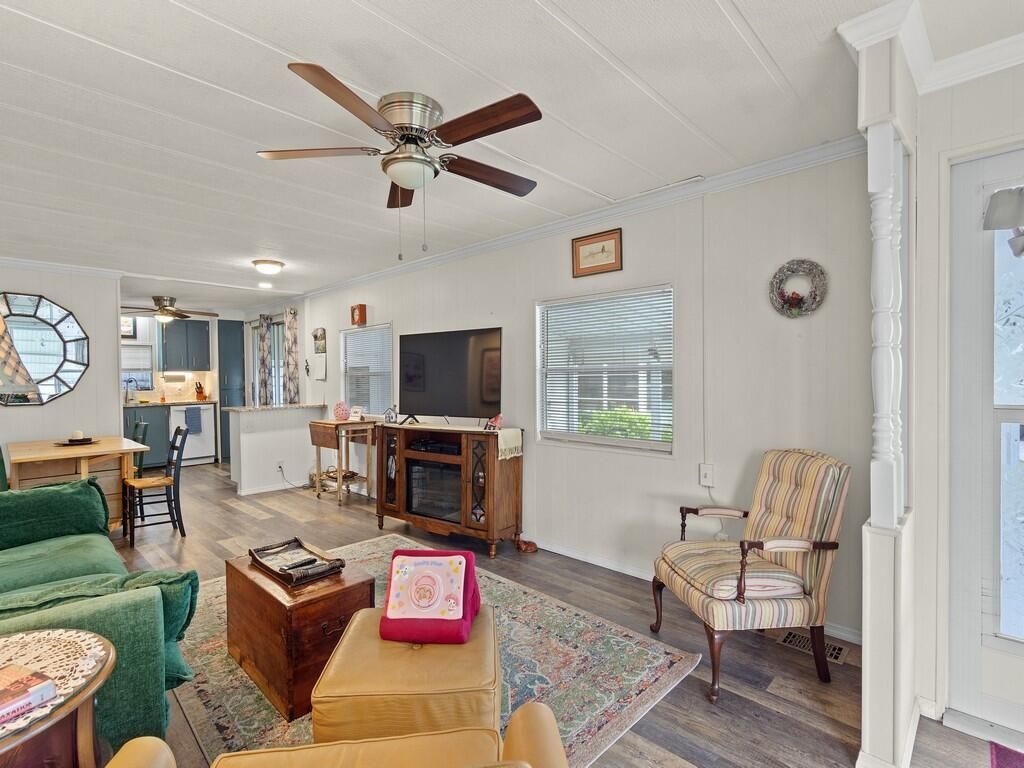 258 NE Cameo Way, Jensen Beach, FL 34957 Photo
