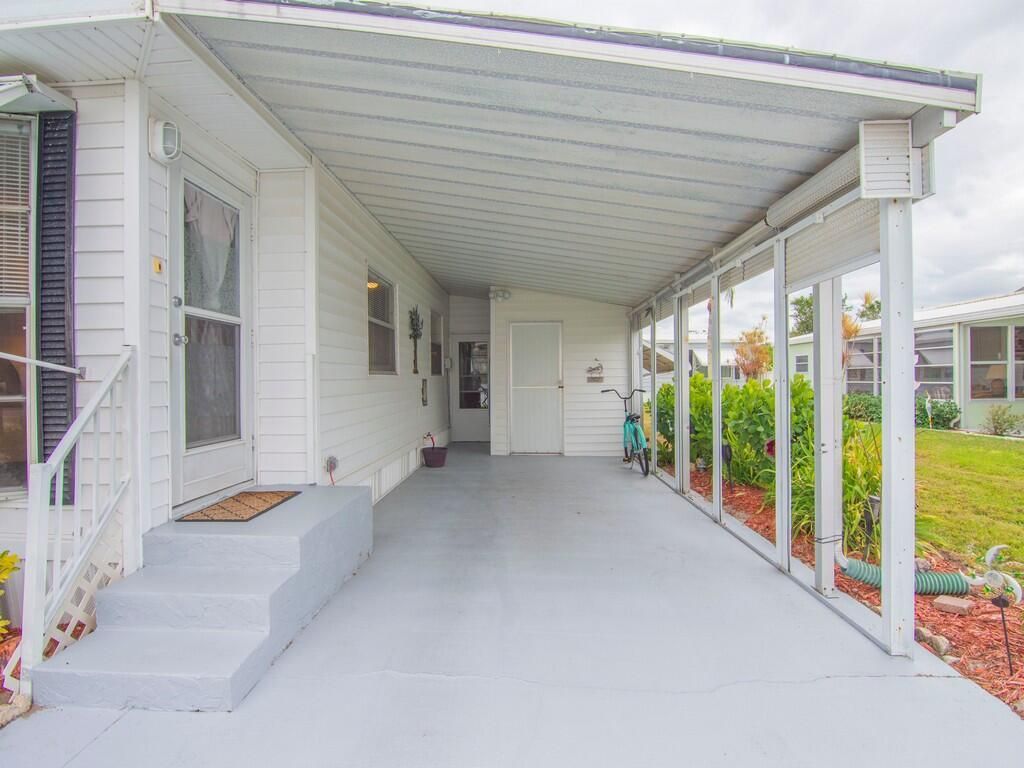 258 NE Cameo Way, Jensen Beach, FL 34957 Photo