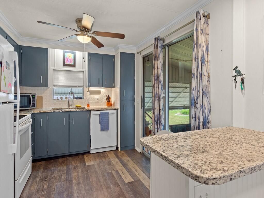 258 NE Cameo Way, Jensen Beach, FL 34957 Photo