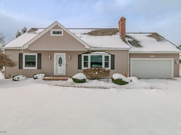 2250 Pine Ridge Drive, Wickliffe, OH 44092