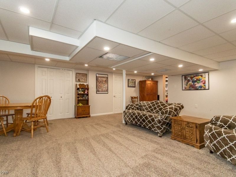 2250 Pine Ridge Drive, Wickliffe, OH 44092 Photo 27