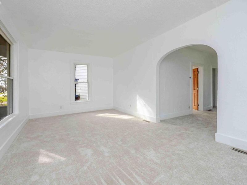 314 N Ohio Avenue, Fremont, OH 43420 Photo 3